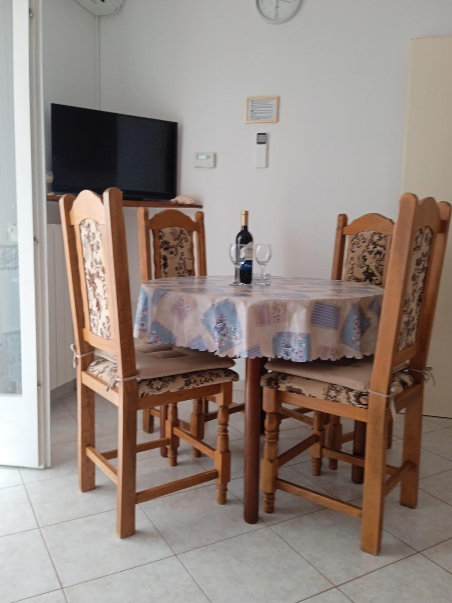 Apartmani Vesna Lun  Esterno foto